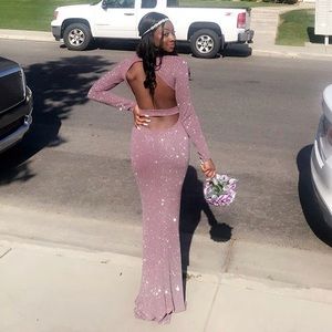 Long lavender Mermaid Dress!💜